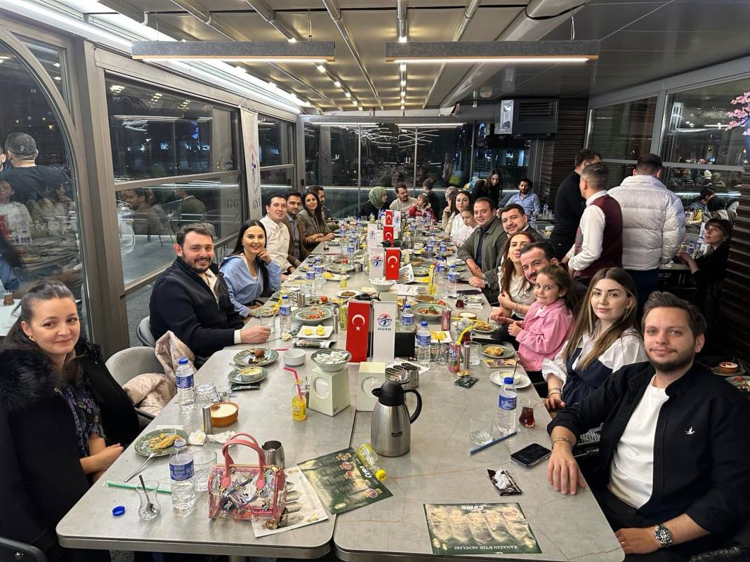 Girişimciler iftarda buluştu 1